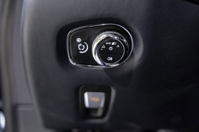 Used 2017 Aston Martin DB11 V12 image 51