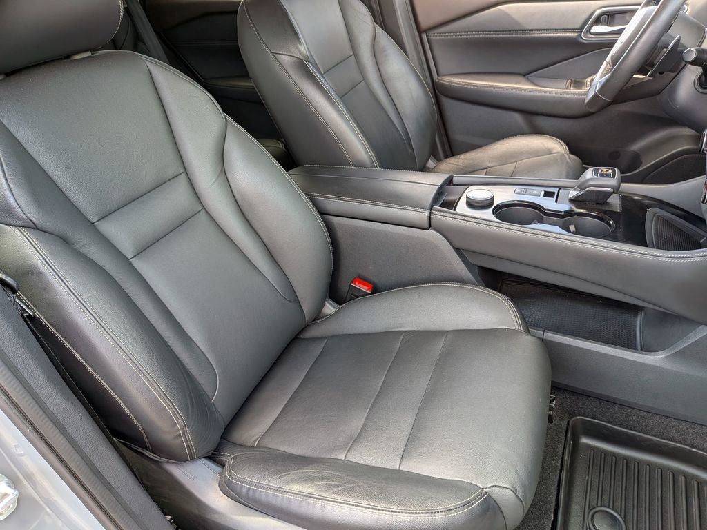 Used 2021 Nissan Rogue SL w/ Premium Package image 31