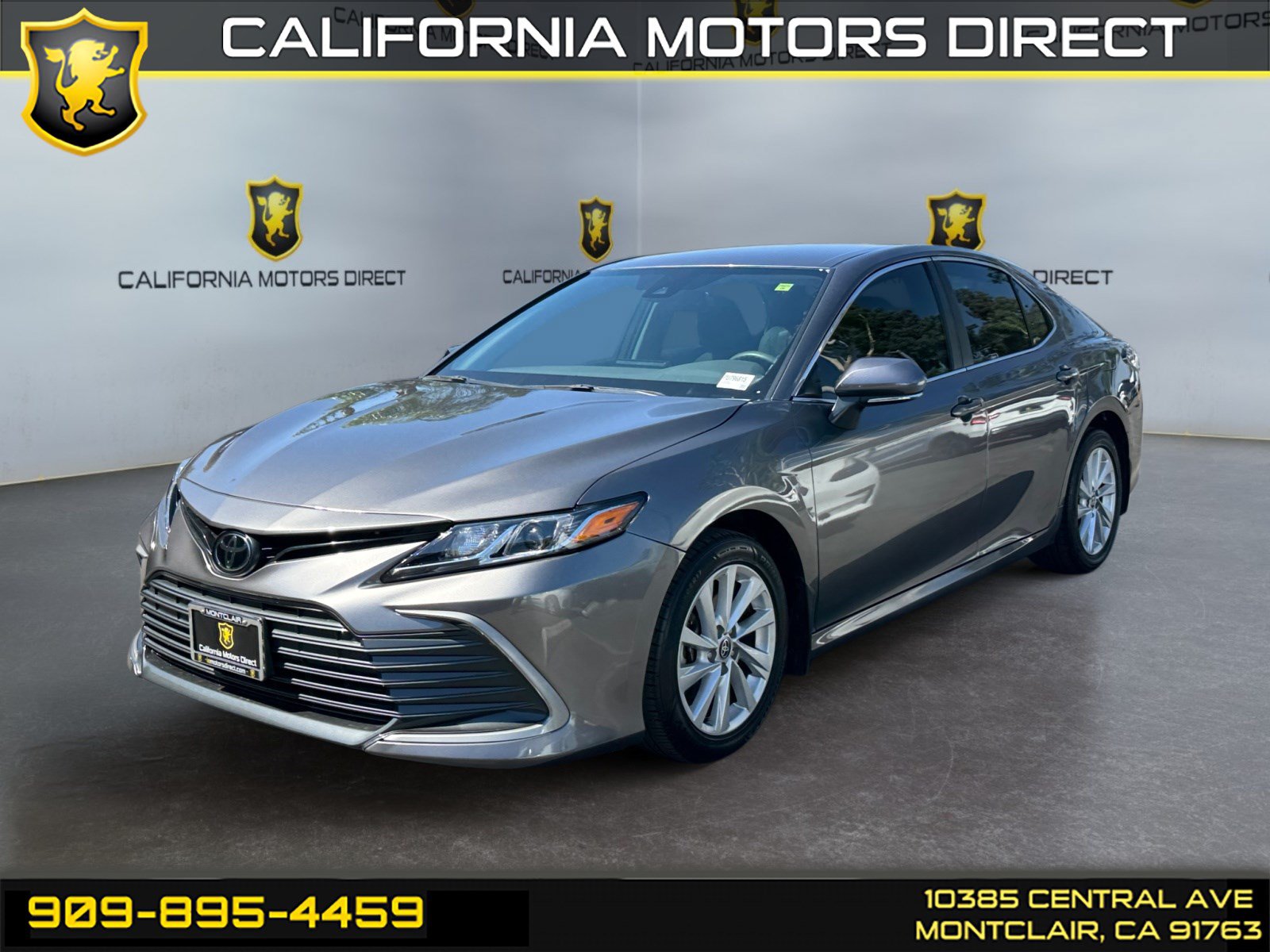 Used 2023 Toyota Camry LE w/ Convenience Package FWD image 1