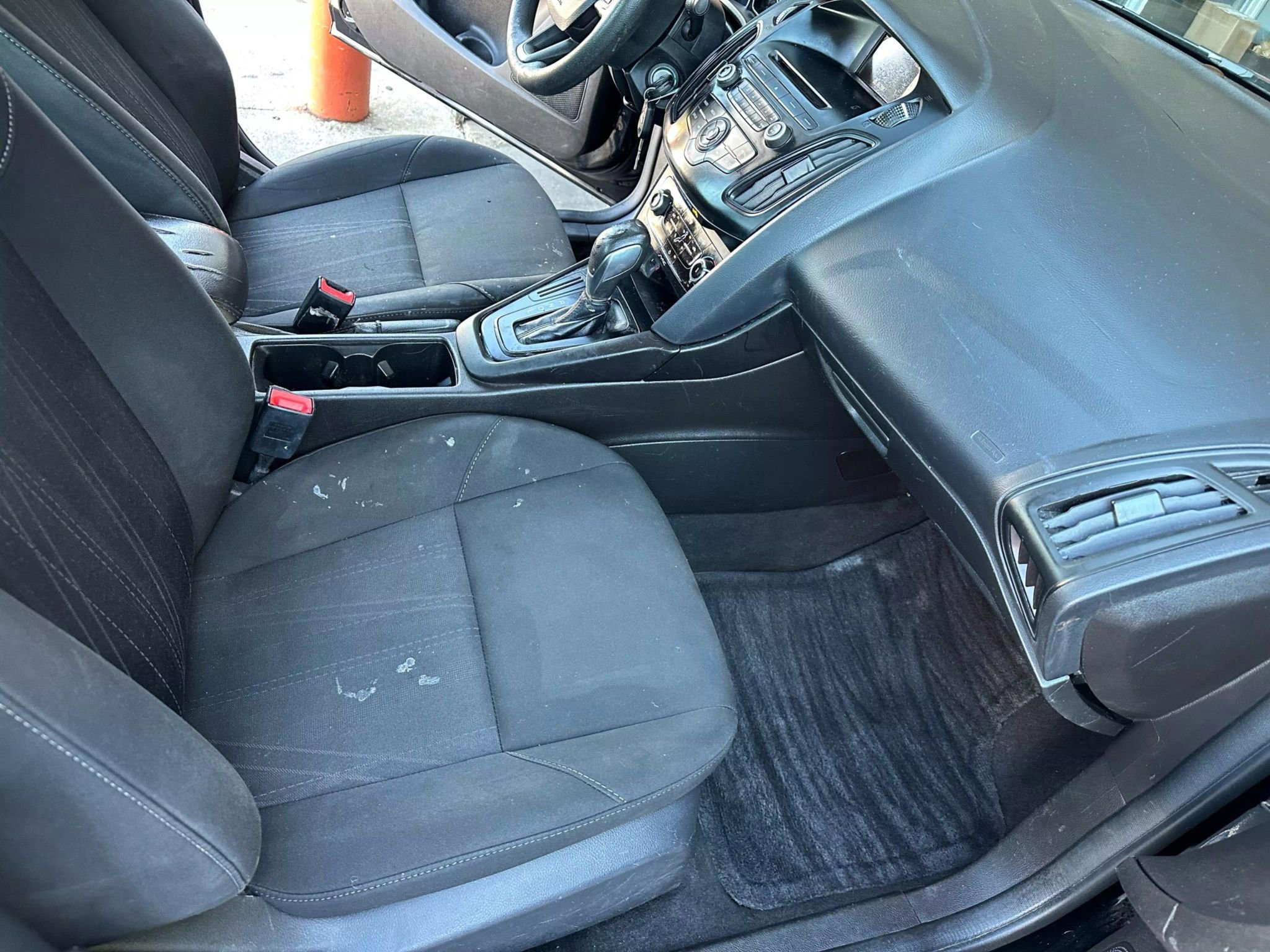 Used 2017 Ford Focus SE image 17