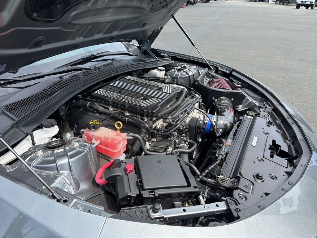 Used 2020 Chevrolet Camaro ZL1 RWD image 16
