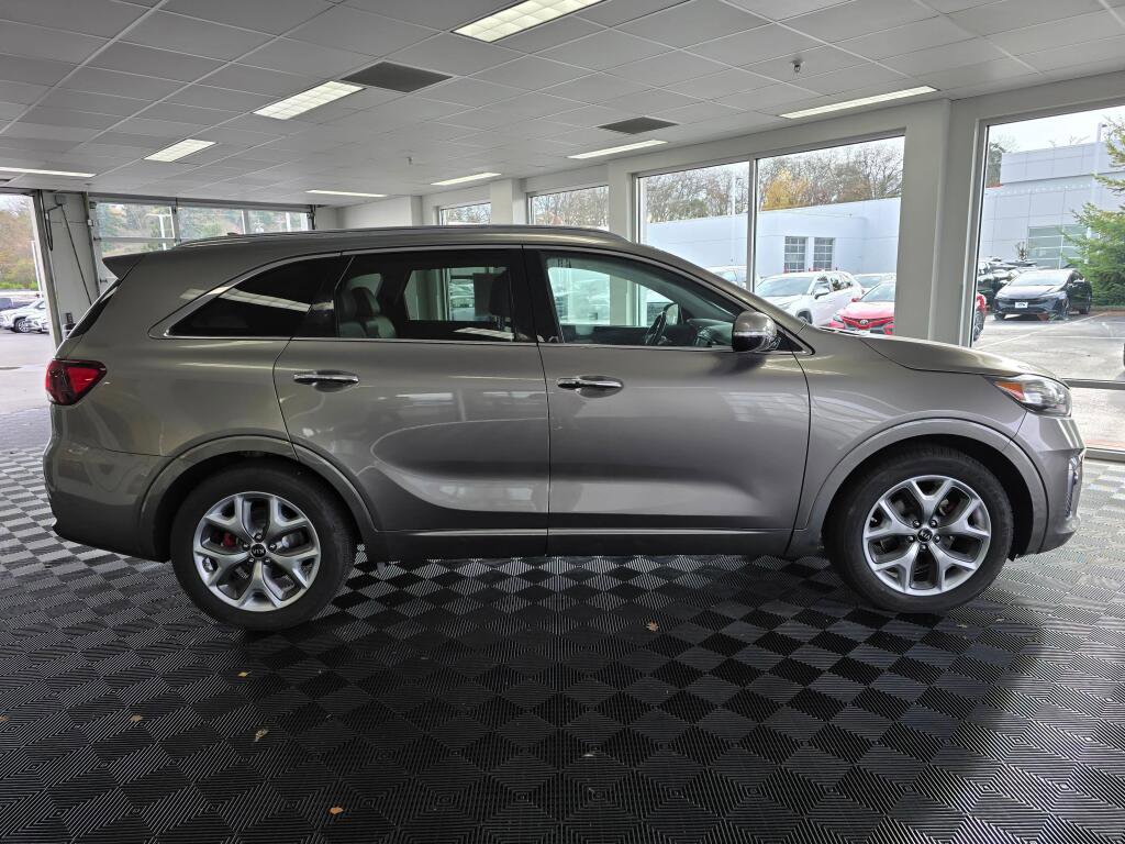 Used 2019 Kia Sorento SX image 3