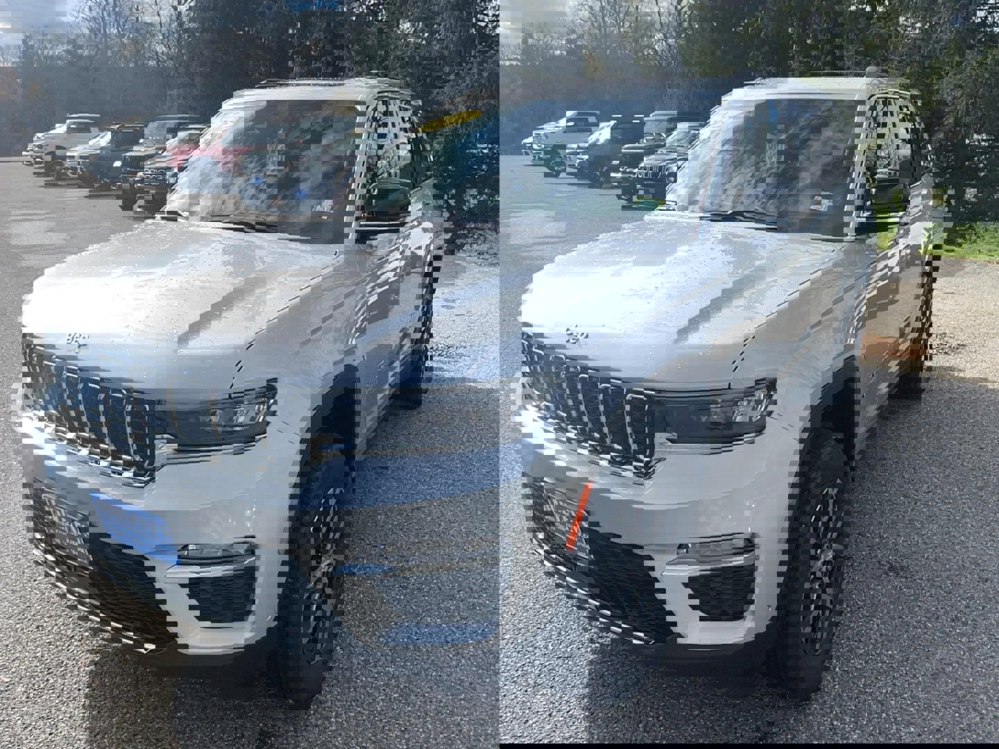 New 2025 Jeep Grand Cherokee Limited image 1