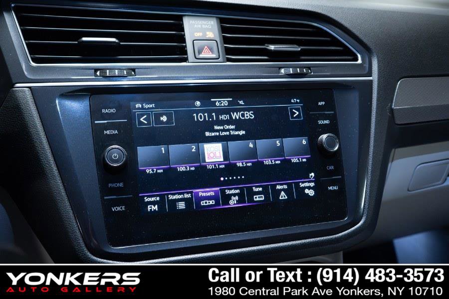 Used 2022 Volkswagen Tiguan SE R-Line AWD/4WD image 33