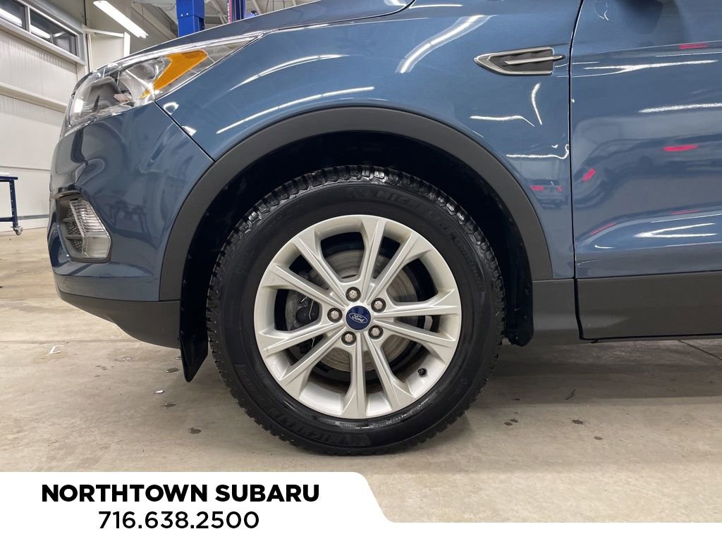 Used 2018 Ford Escape SE w/ SE Sync 3 Package image 19