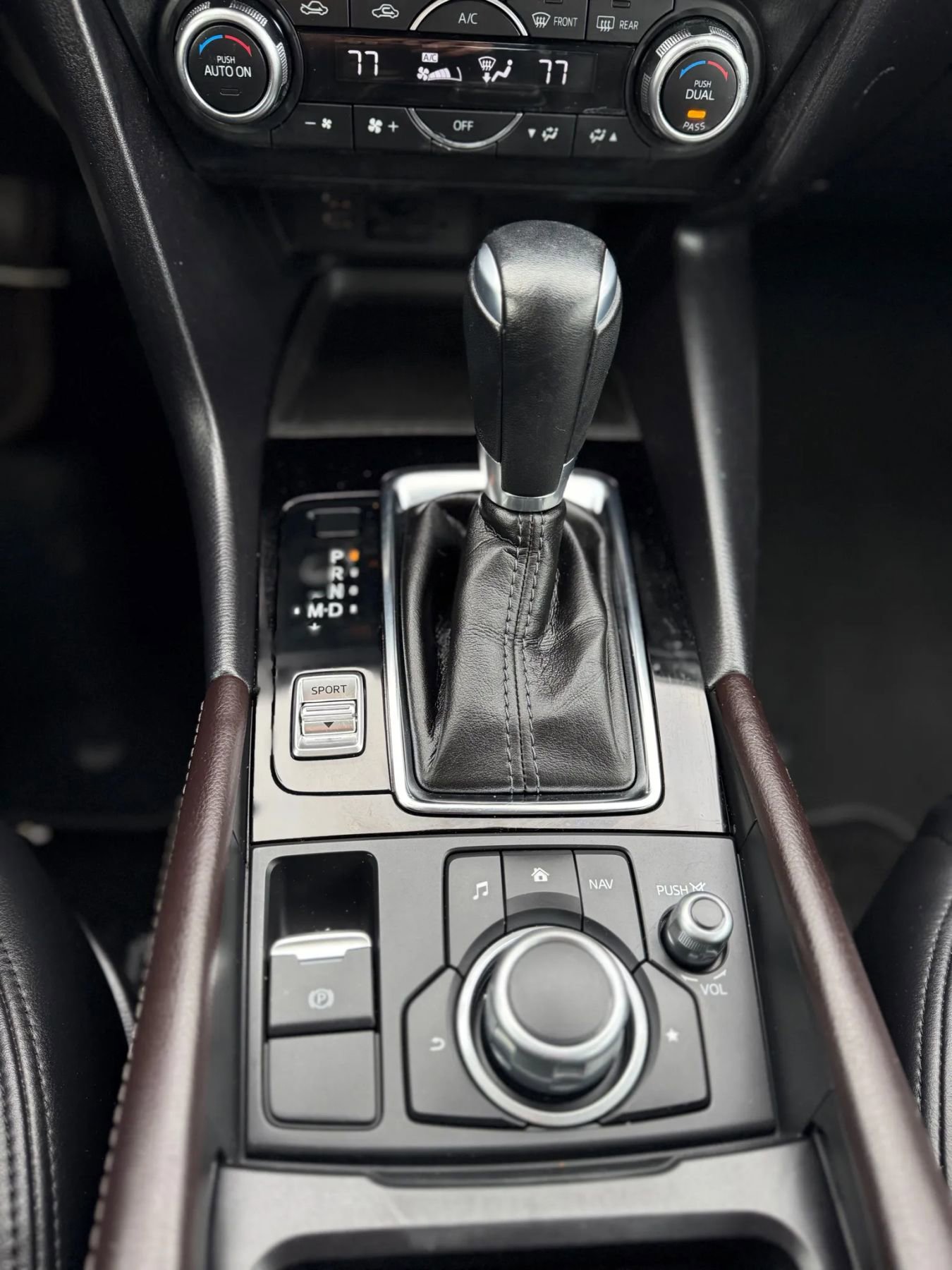 Used 2017 MAZDA MAZDA3 Touring image 22