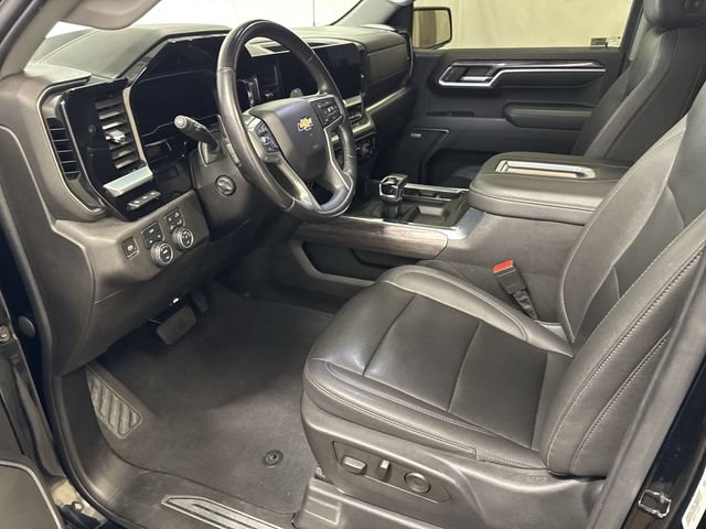 Certified 2022 Chevrolet Silverado 1500 LTZ w/ Technology Package AWD/4WD image 11