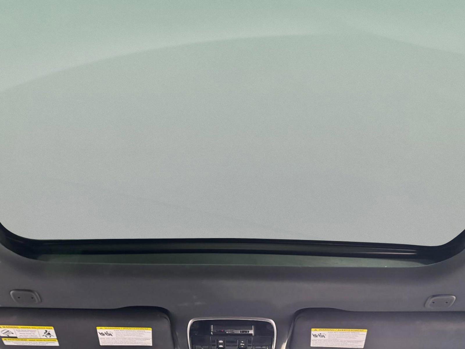 Used 2023 Land Rover Range Rover SE image 12