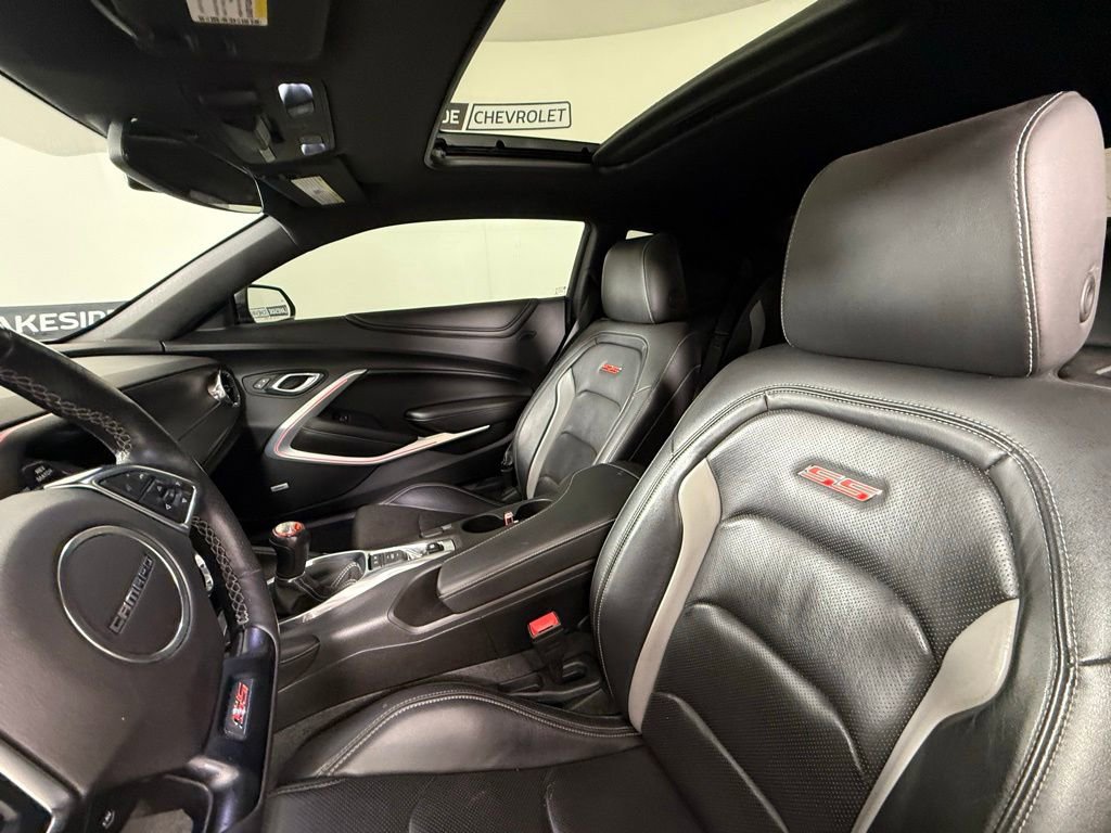 Used 2018 Chevrolet Camaro SS w/ Redline Edition RWD image 30