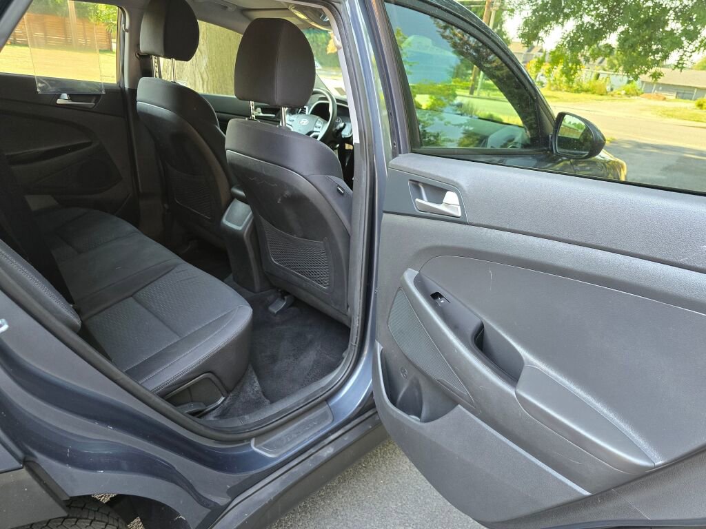 Used 2020 Hyundai Tucson SE image 15