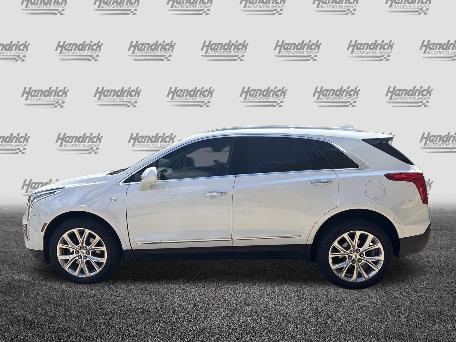 Used 2018 Cadillac XT5 Luxury w/ Driver Awareness Package AWD/4WD image 7