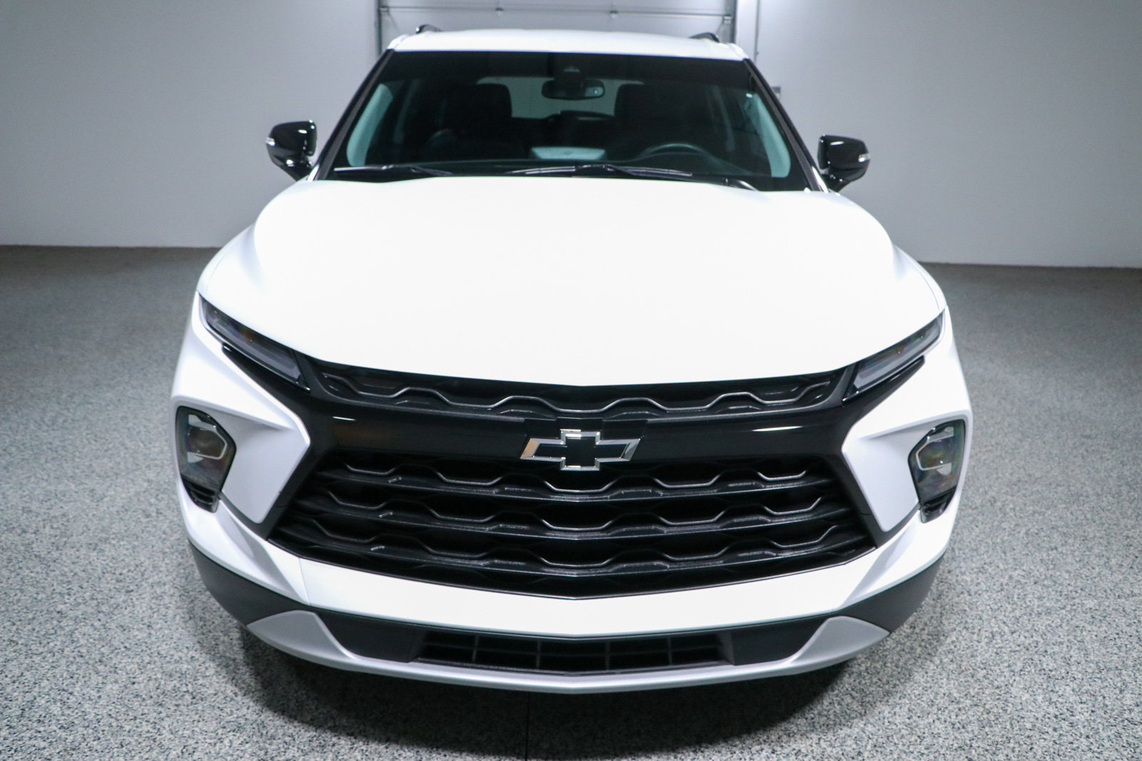 Used 2023 Chevrolet Blazer LT w/ Midnight/Sport Edition FWD image 4