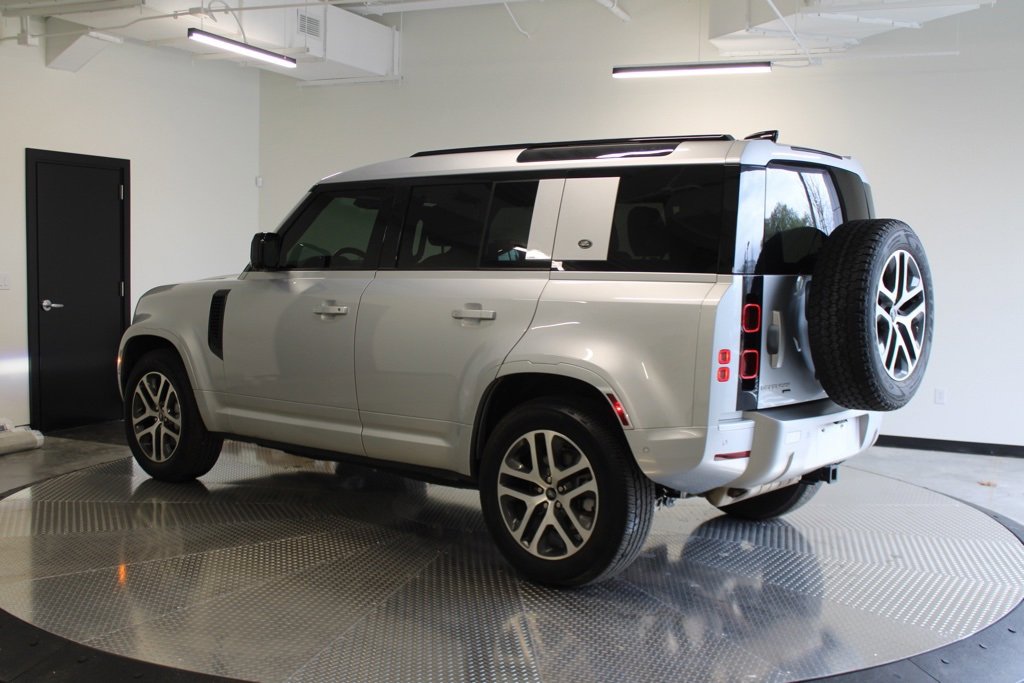 Used 2022 Land Rover Defender 110 XS Edition image 4