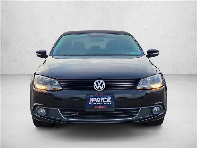 Used 2013 Volkswagen Jetta SEL FWD image 2