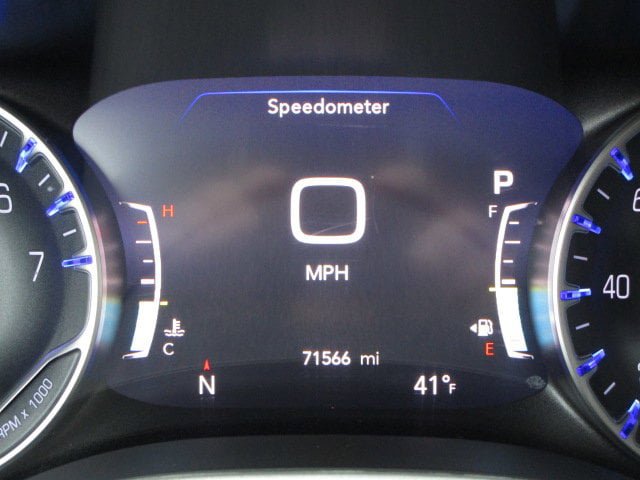 Used 2020 Chrysler Pacifica Touring-L Plus image 18