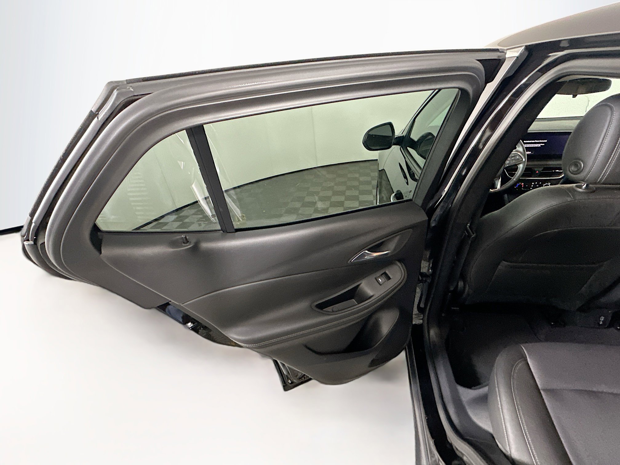 Used 2025 Buick Encore GX Preferred FWD image 26