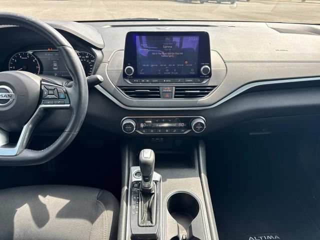 Used 2019 Nissan Altima 2.5 SV AWD/4WD image 18