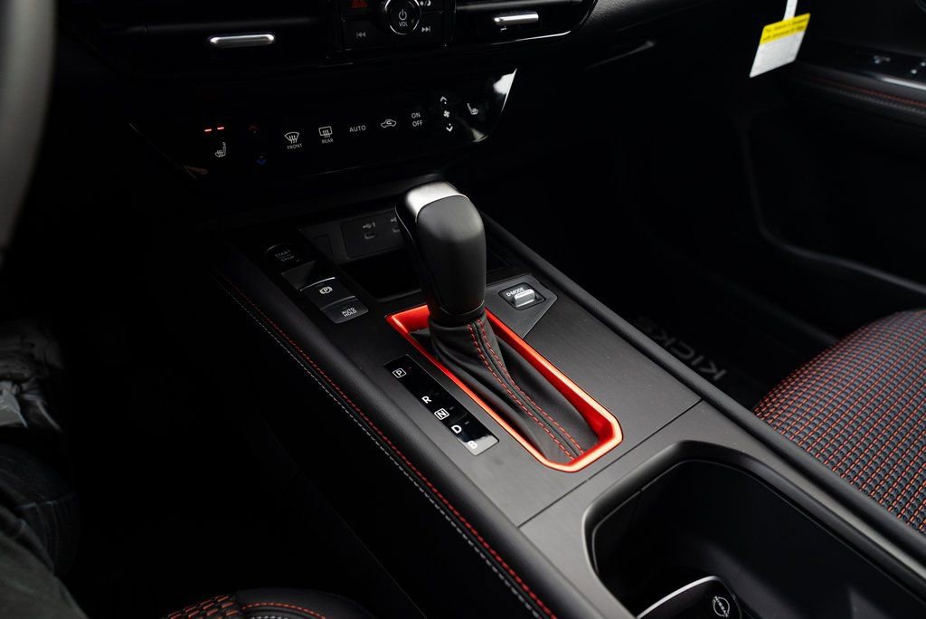 New 2026 Nissan Kicks SR w/ Cold Weather Package image 17