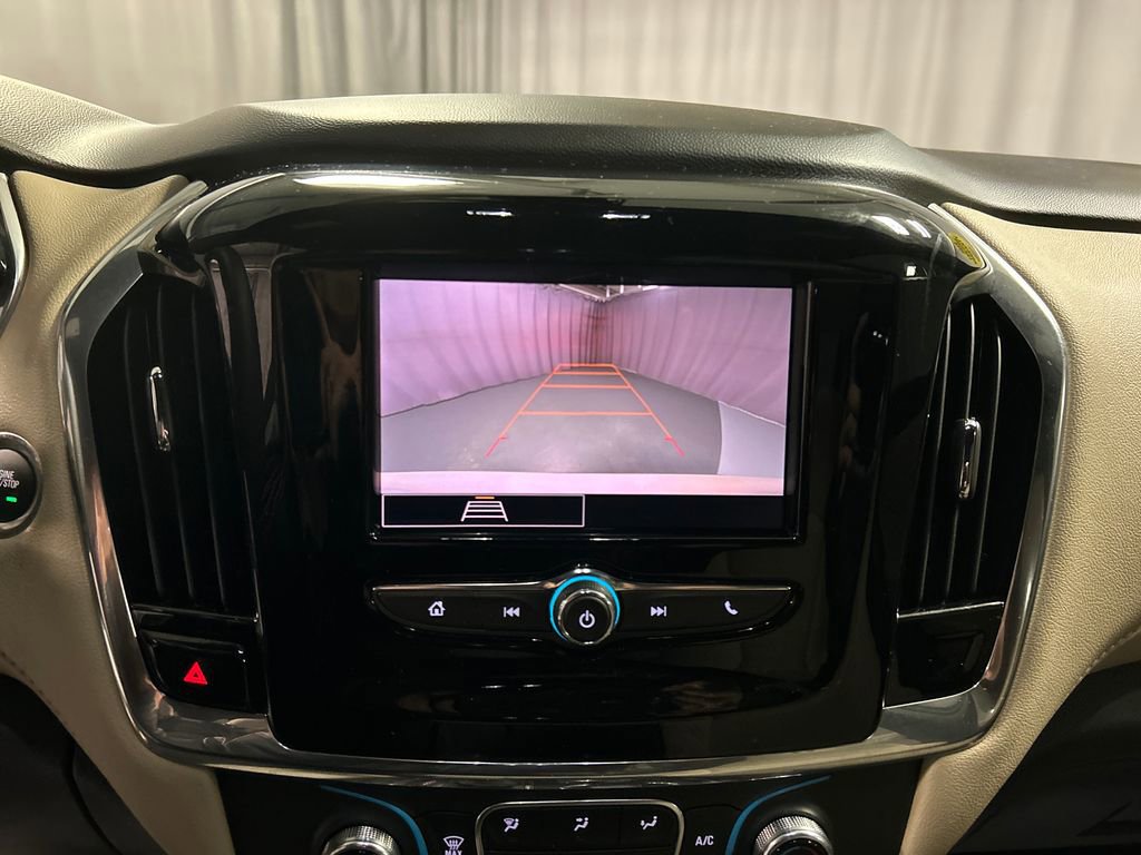 Used 2023 Chevrolet Traverse LS w/ Midnight/Sport Edition image 18