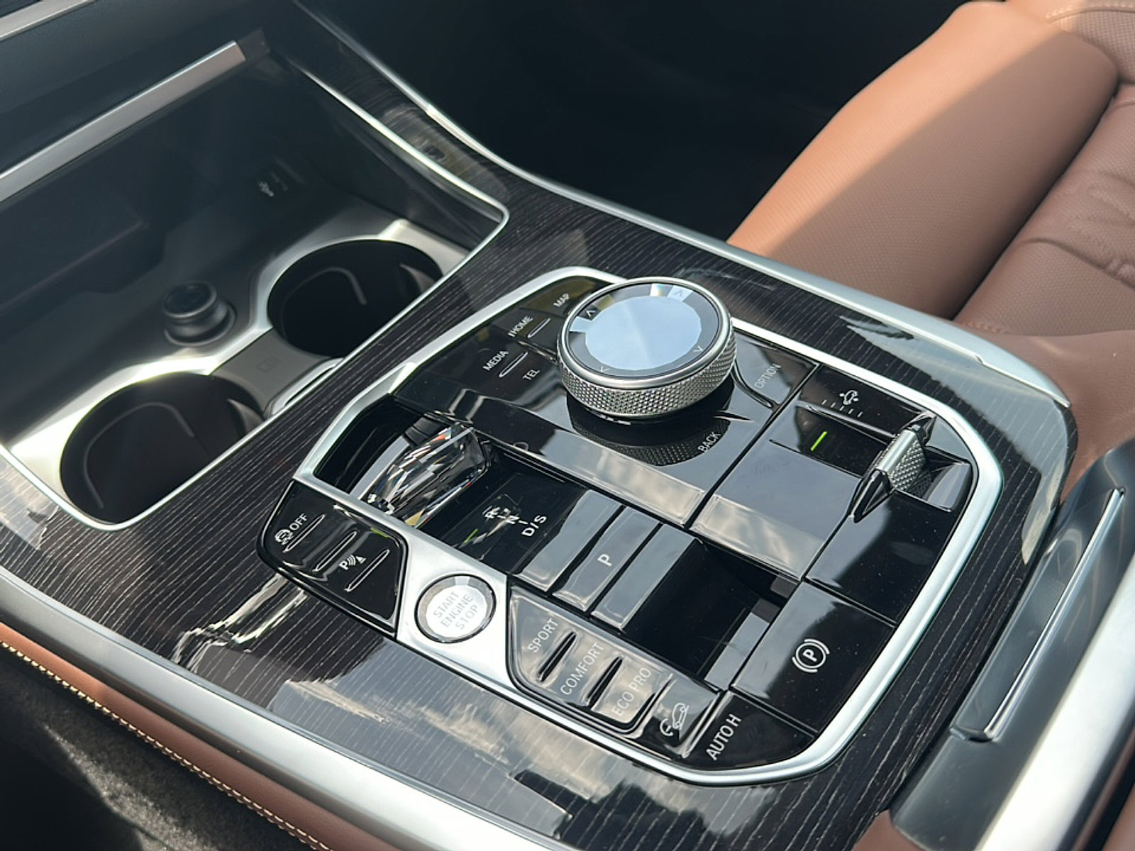 New 2026 BMW X7 M60i image 25