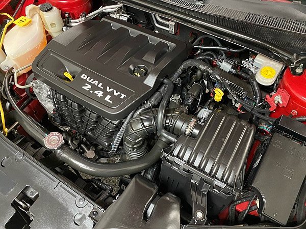 Used 2011 Dodge Avenger Express image 16