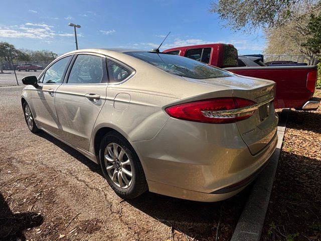 Used 2017 Ford Fusion S image 9
