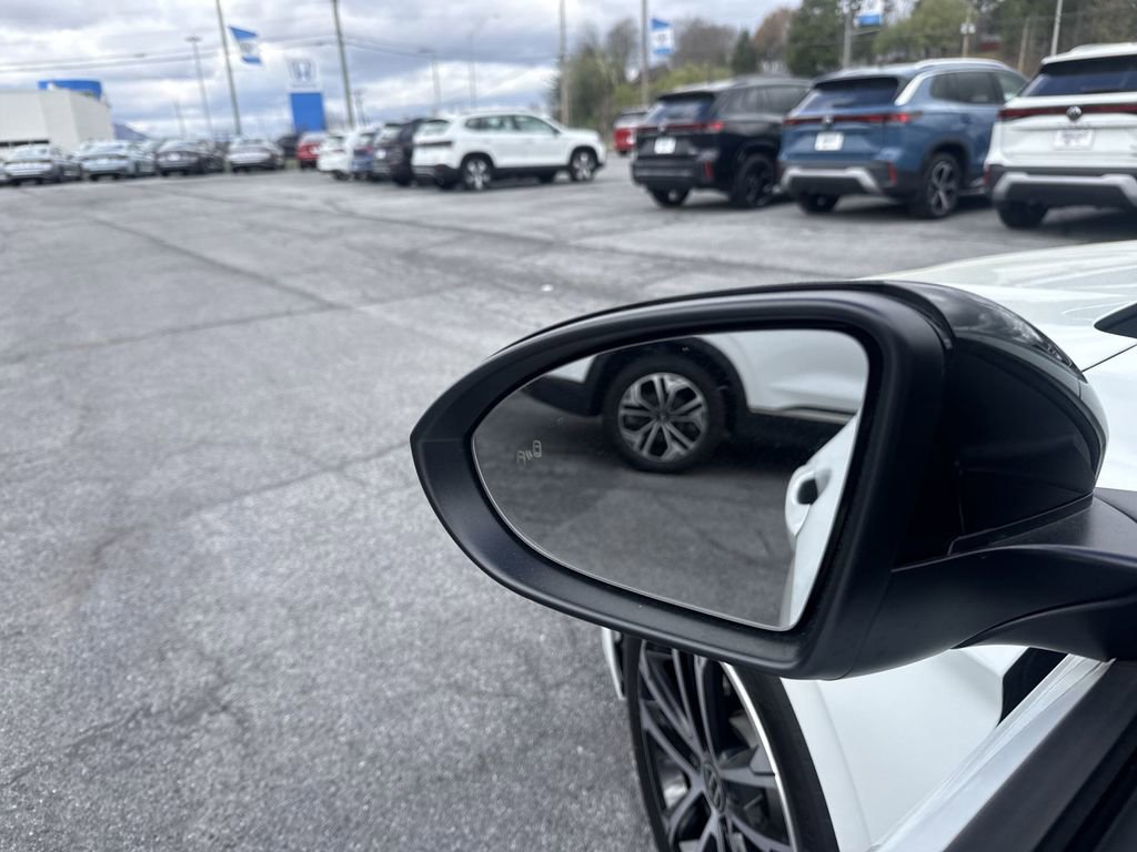 Used 2024 Volkswagen Jetta Sport image 20