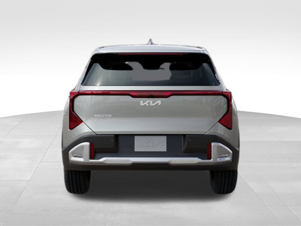 New 2027 Kia Seltos LX FWD image 5