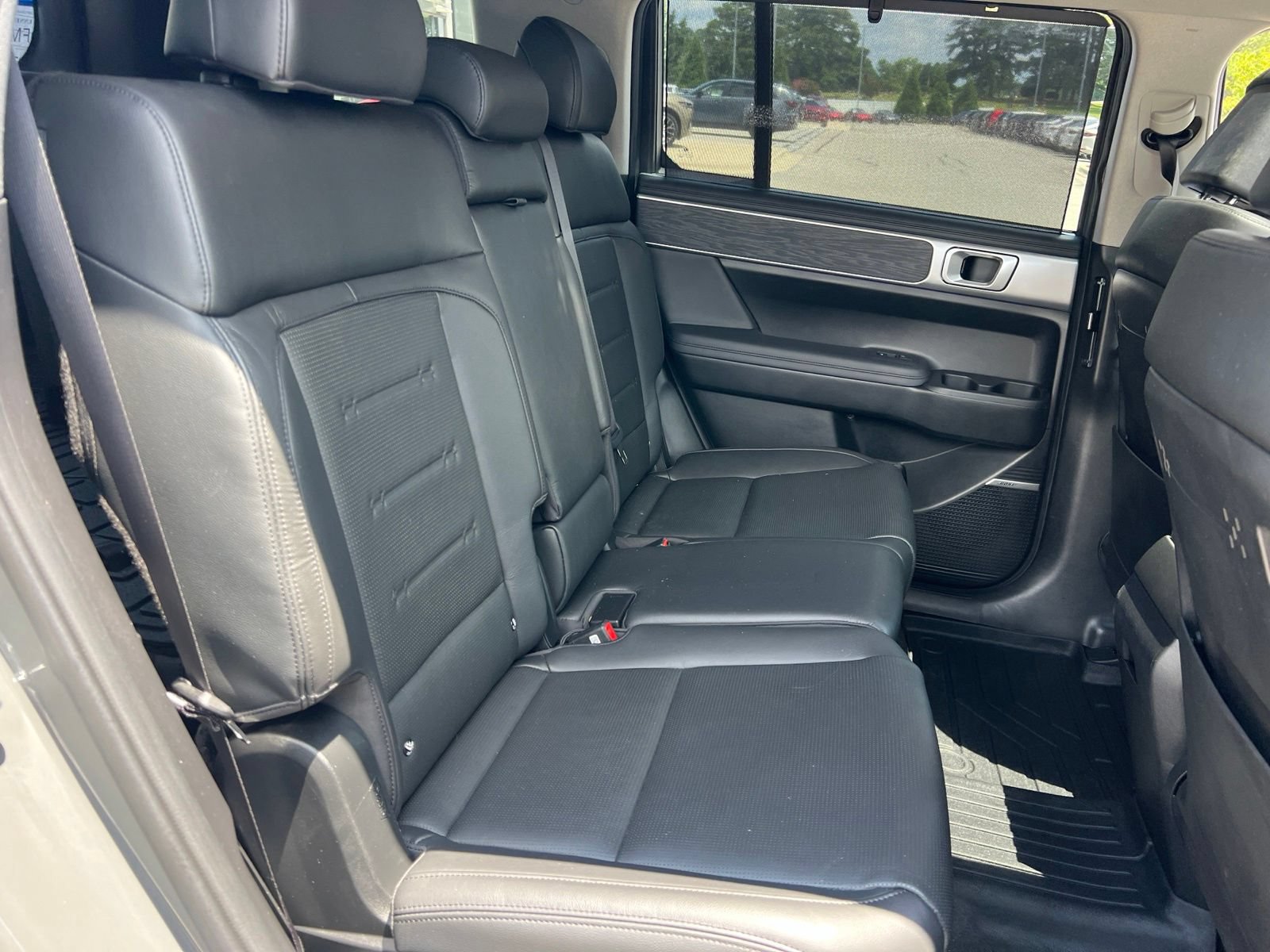 Used 2024 Hyundai Santa Fe Limited FWD image 39