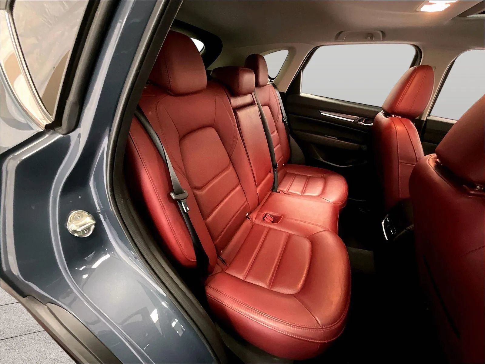 Used 2023 MAZDA CX-5 Carbon Edition image 26