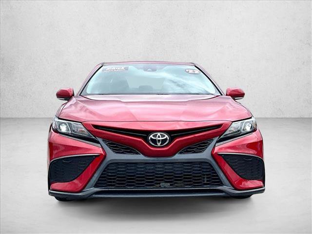 Used 2022 Toyota Camry SE FWD video 3