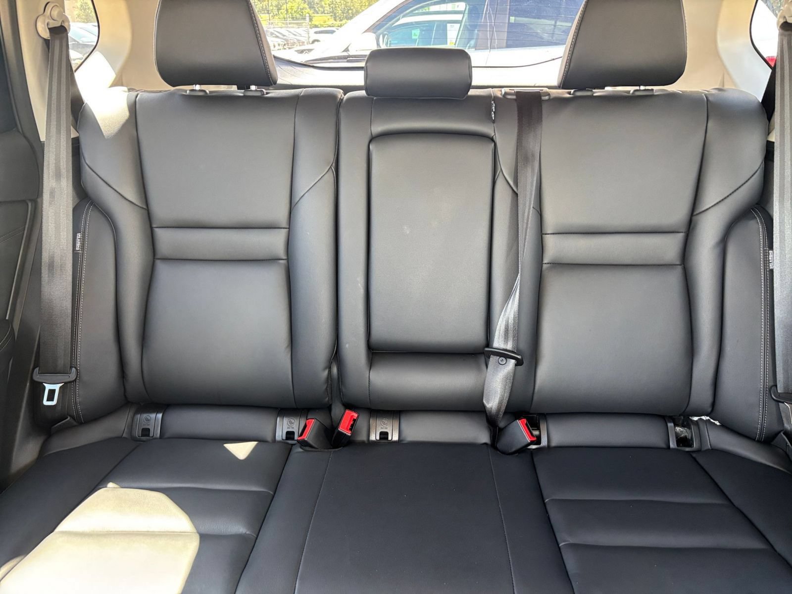 Used 2026 Nissan Rogue SL FWD image 40