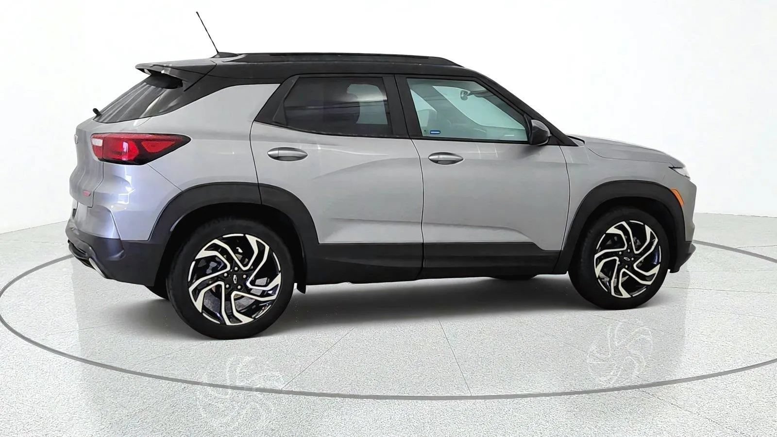 Used 2025 Chevrolet TrailBlazer RS w/ Convenience Package FWD image 10