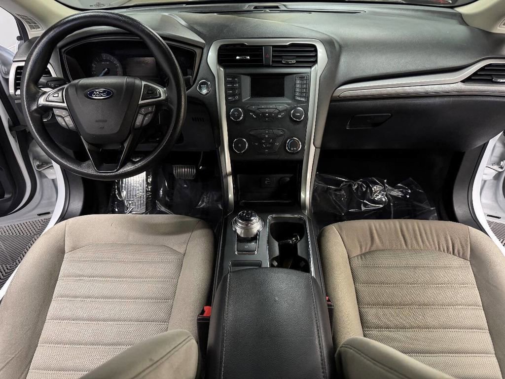 Used 2019 Ford Fusion S image 40