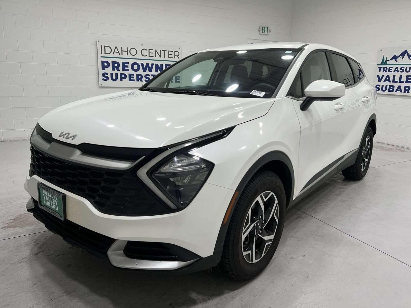Used 2023 Kia Sportage LX AWD/4WD image 4