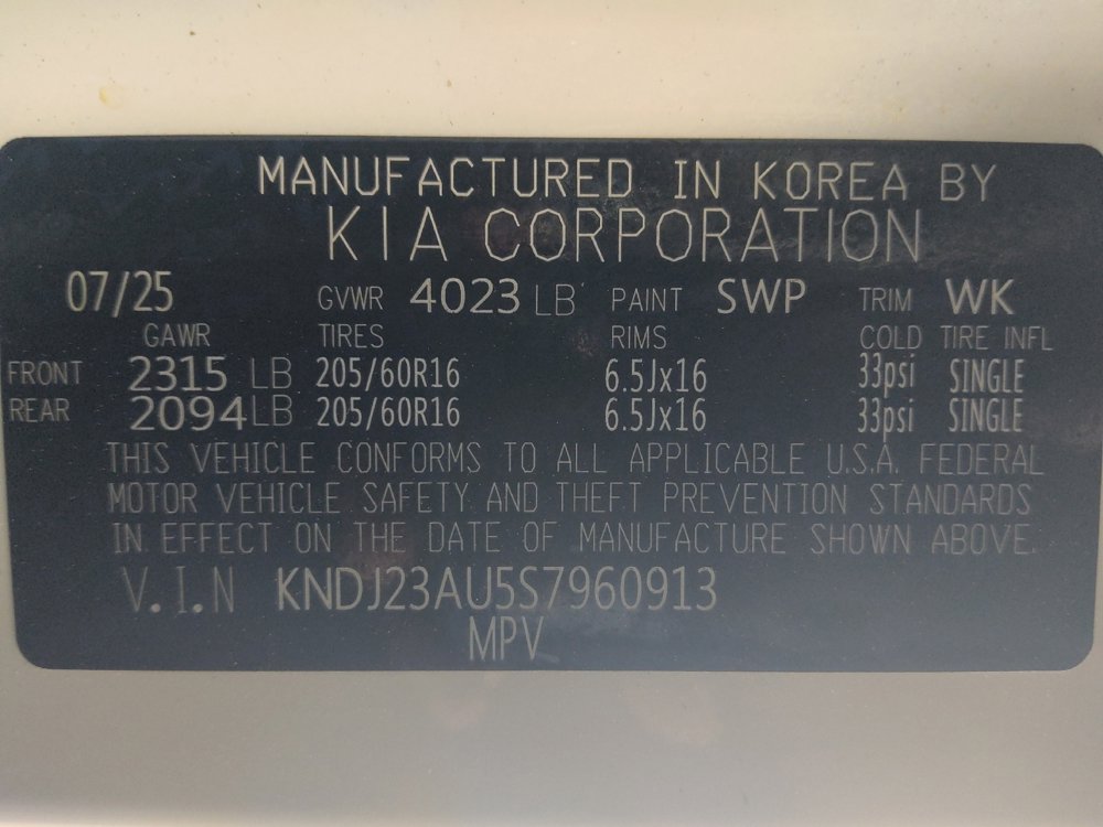 Used 2025 Kia Soul LX image 33