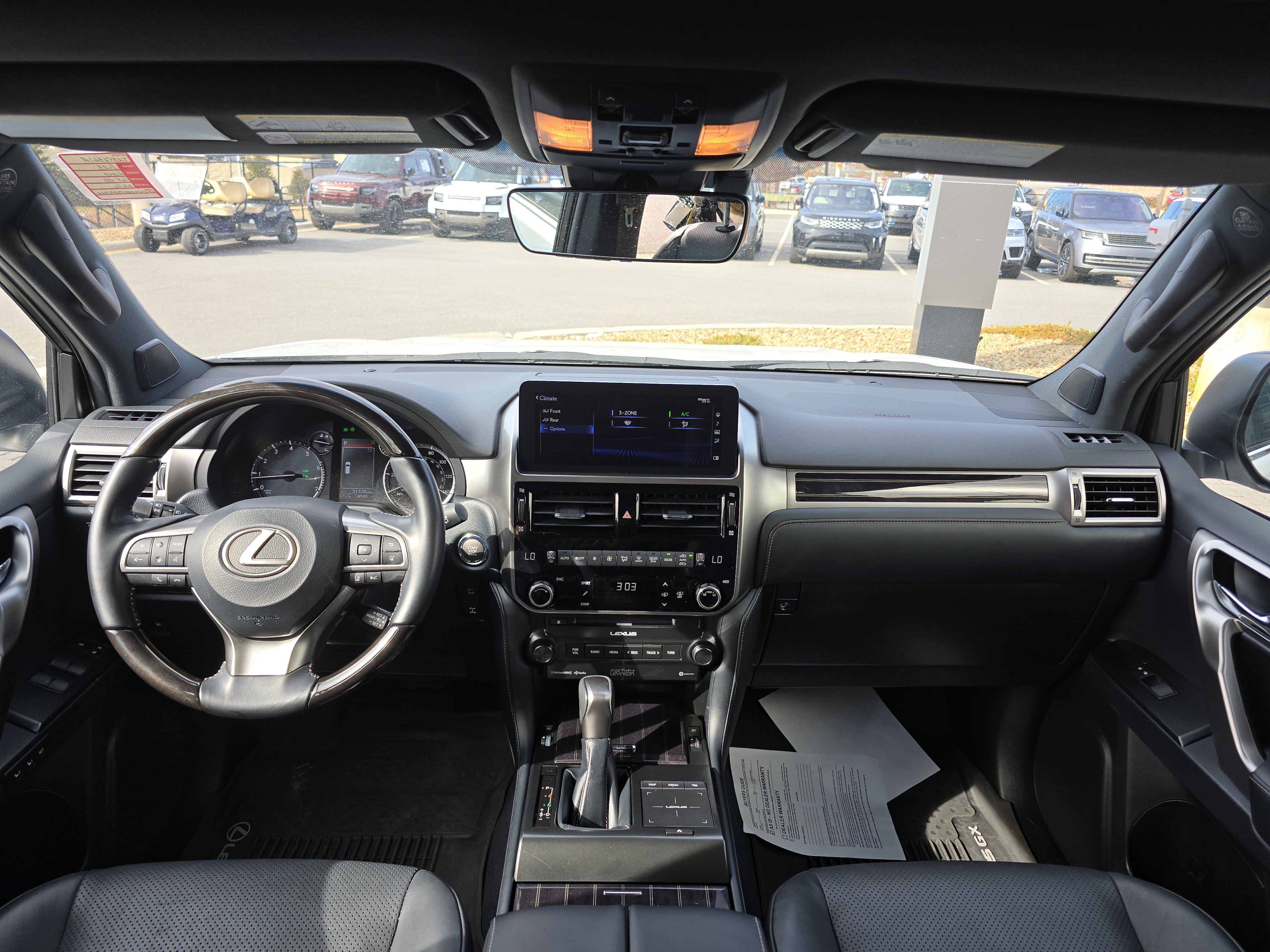 Used 2023 Lexus GX 460 Luxury w/ Accessory Package image 11