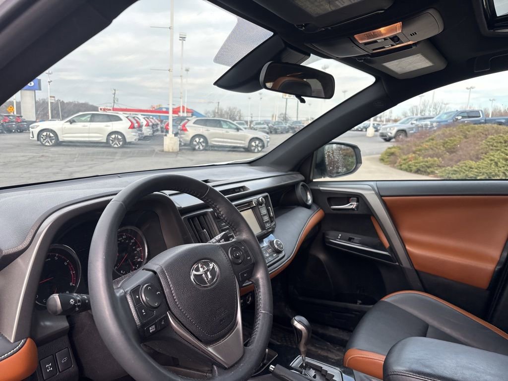 Used 2017 Toyota RAV4 SE w/ Power Special Value Package image 16