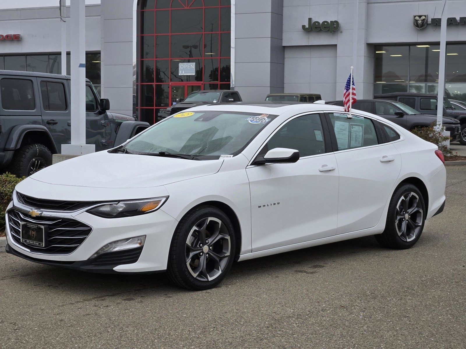 Used 2023 Chevrolet Malibu LT image 9