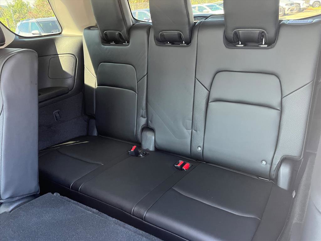 Used 2024 Nissan Pathfinder SL w/ Cargo Package image 20