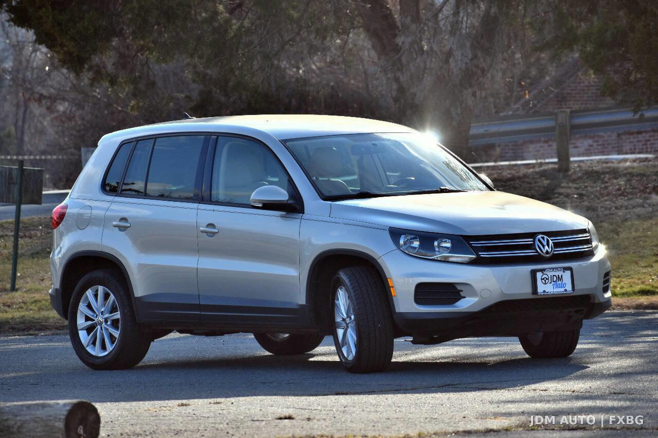 Used 2014 Volkswagen Tiguan S FWD image 4