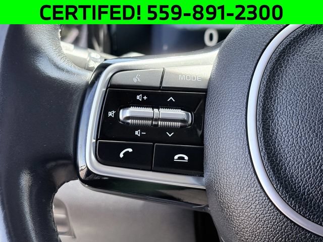 Certified 2023 Kia Sorento SX AWD/4WD image 16