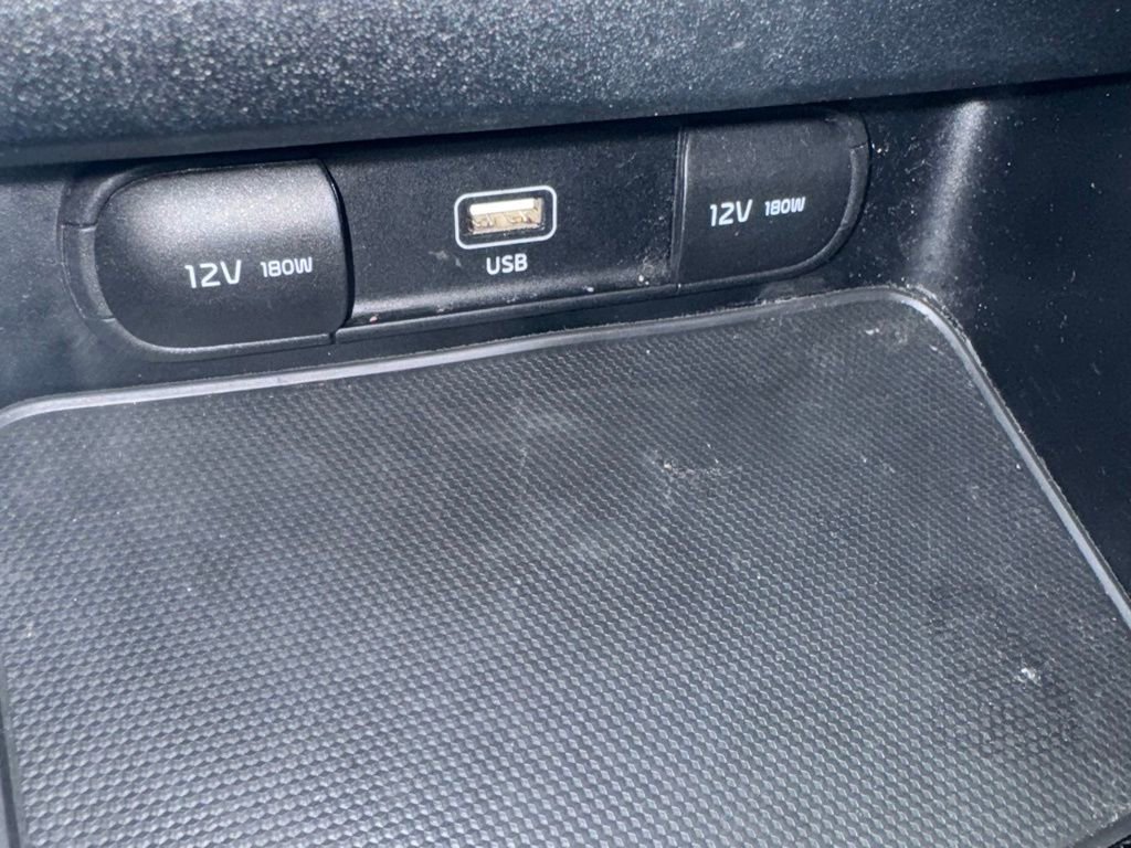 Used 2023 Kia Forte LXS image 22