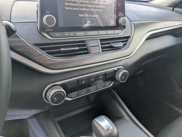 Certified 2025 Nissan Altima 2.5 SV FWD image 20