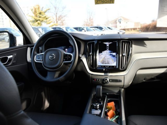 Certified 2025 Volvo XC60 B5 Plus image 16