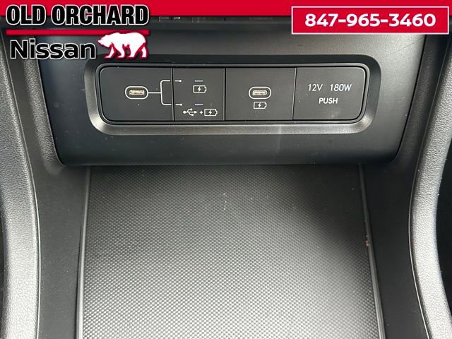 Used 2025 Hyundai Tucson Limited FWD image 16