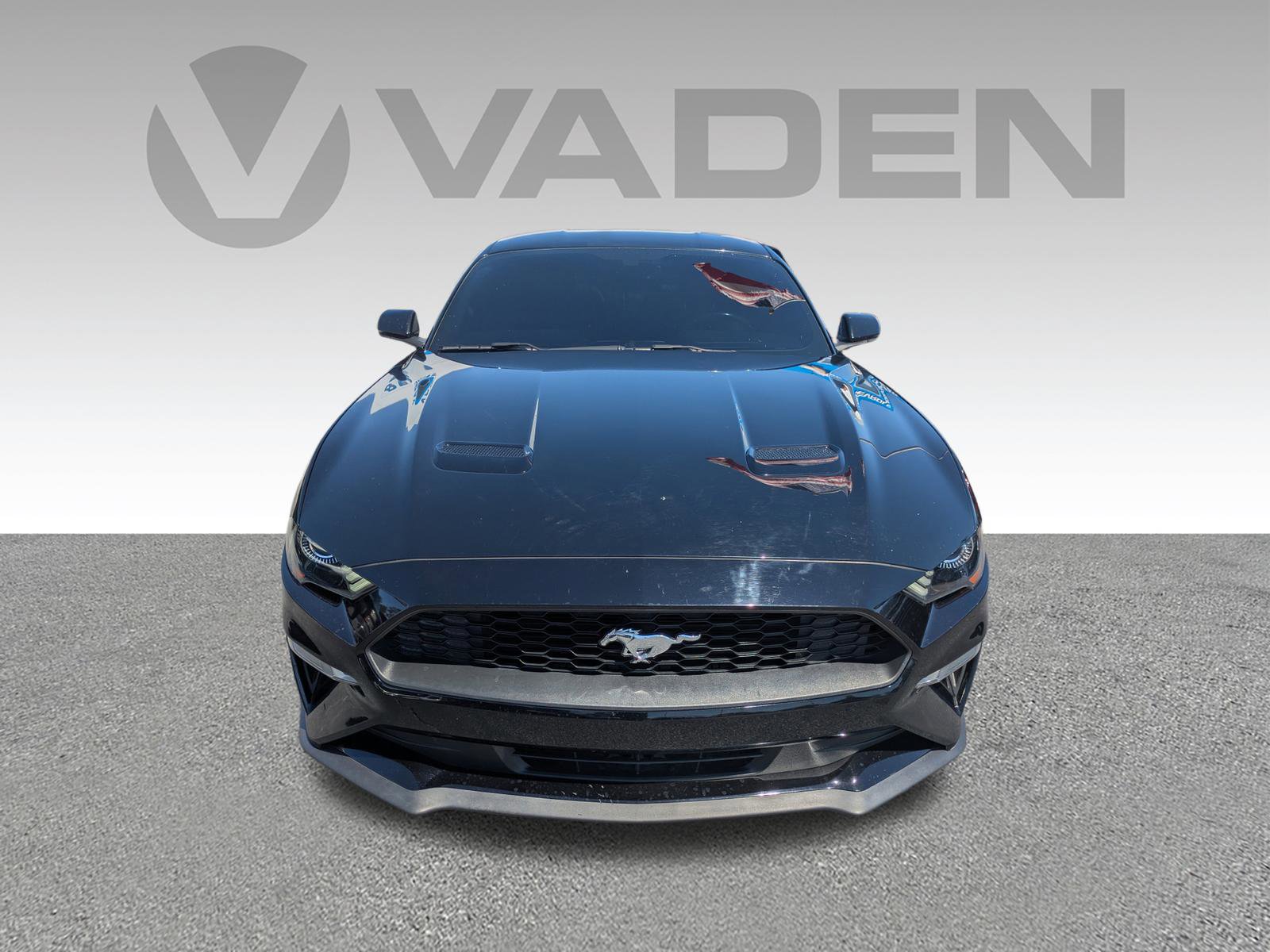 Used 2020 Ford Mustang Premium image 28