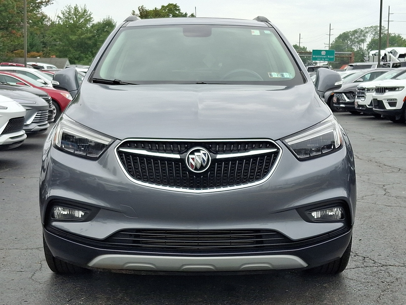 Used 2019 Buick Encore Essence AWD/4WD image 2