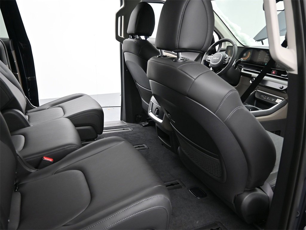 New 2026 Kia Carnival EX image 20