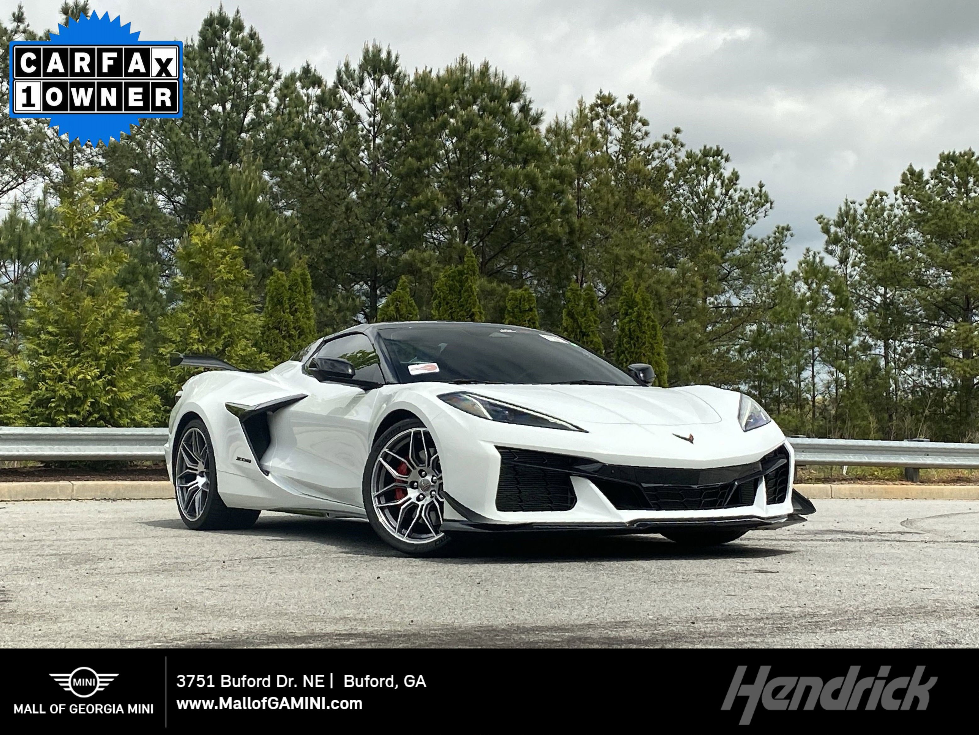 Used 2024 Chevrolet Corvette Z06 image 1